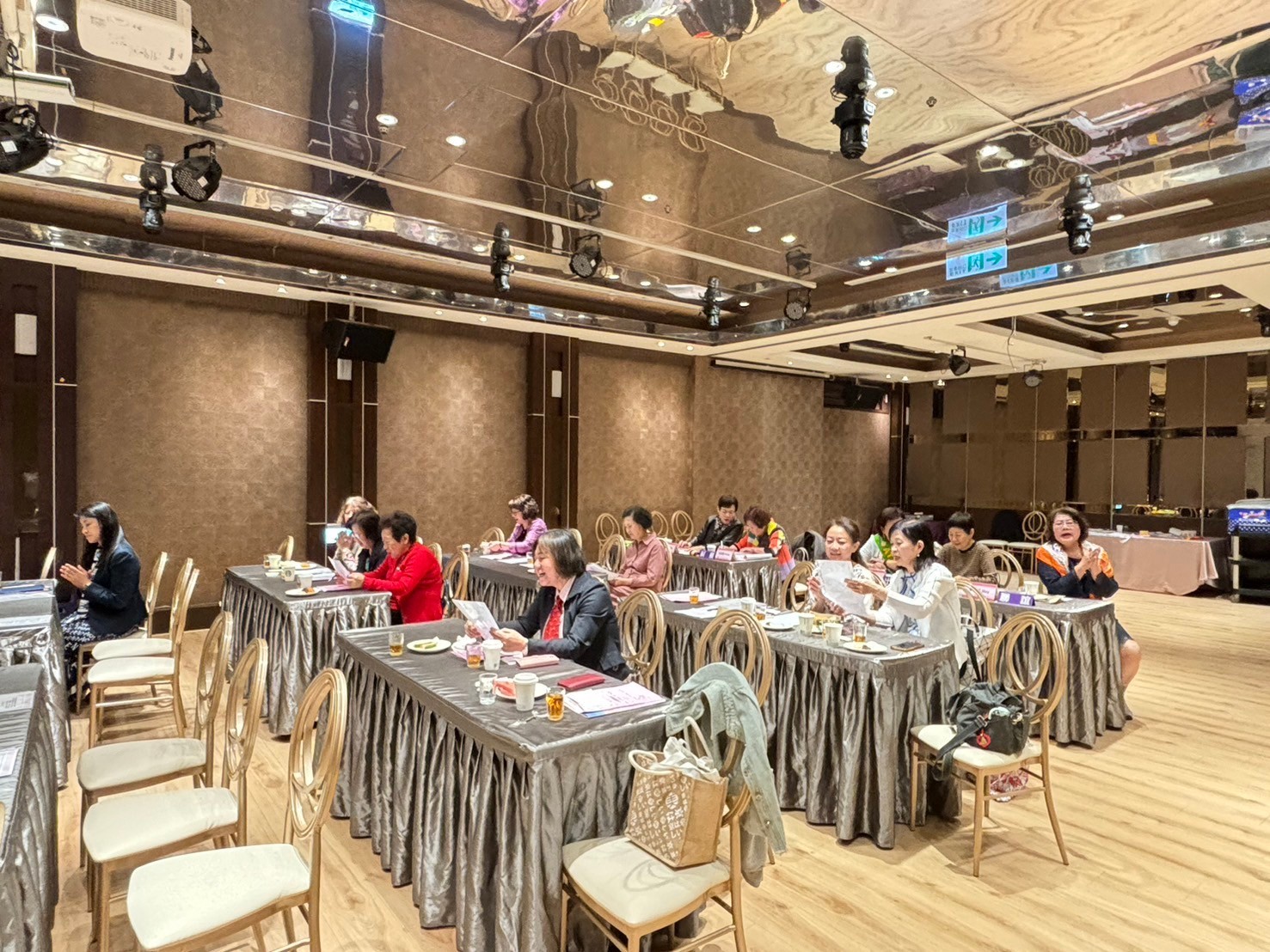 LINE_ALBUM_20220411第1698次例會_240419_3.jpg