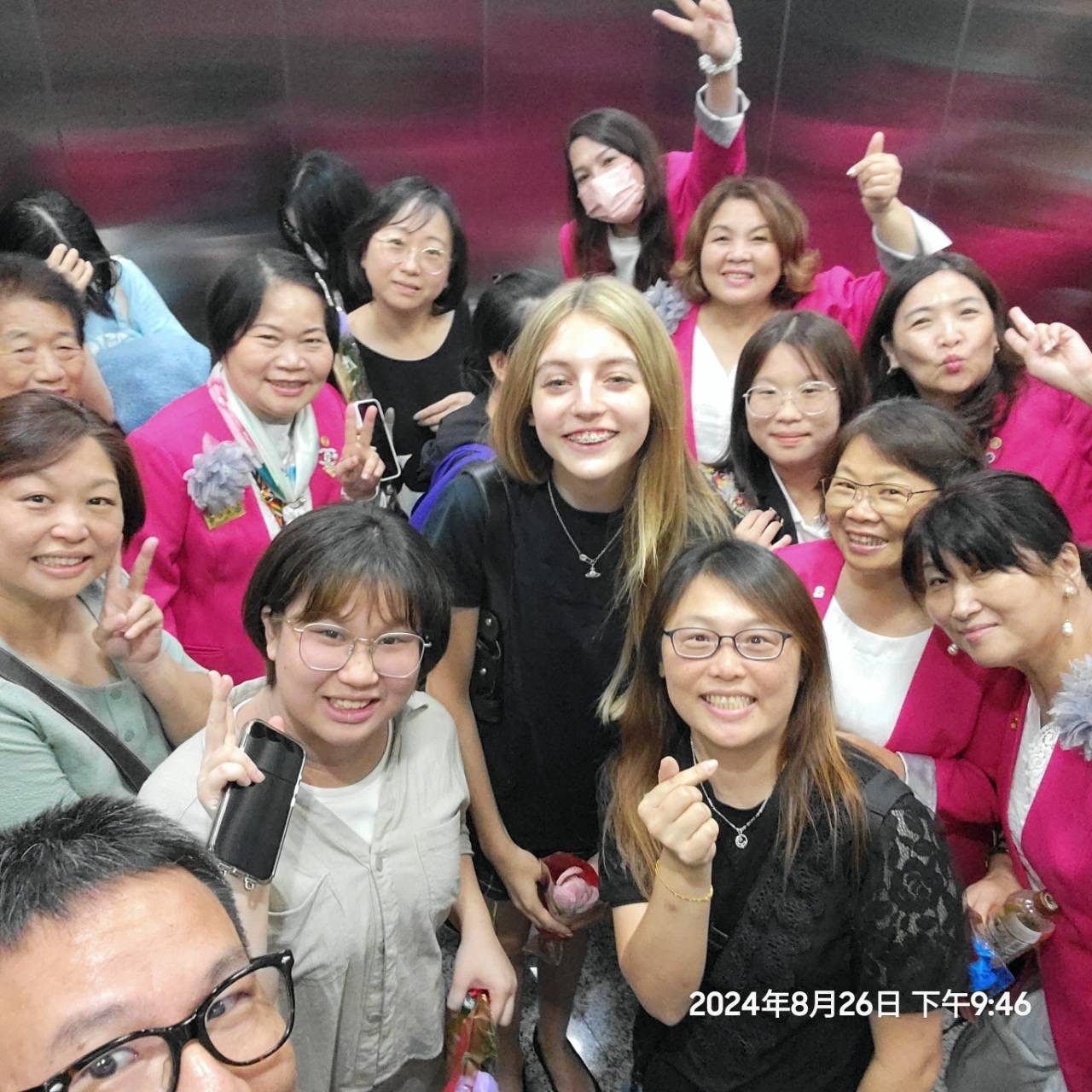 LINE_ALBUM_20240826 歡送Outbond 生 Lexi!_240902_39.jpg