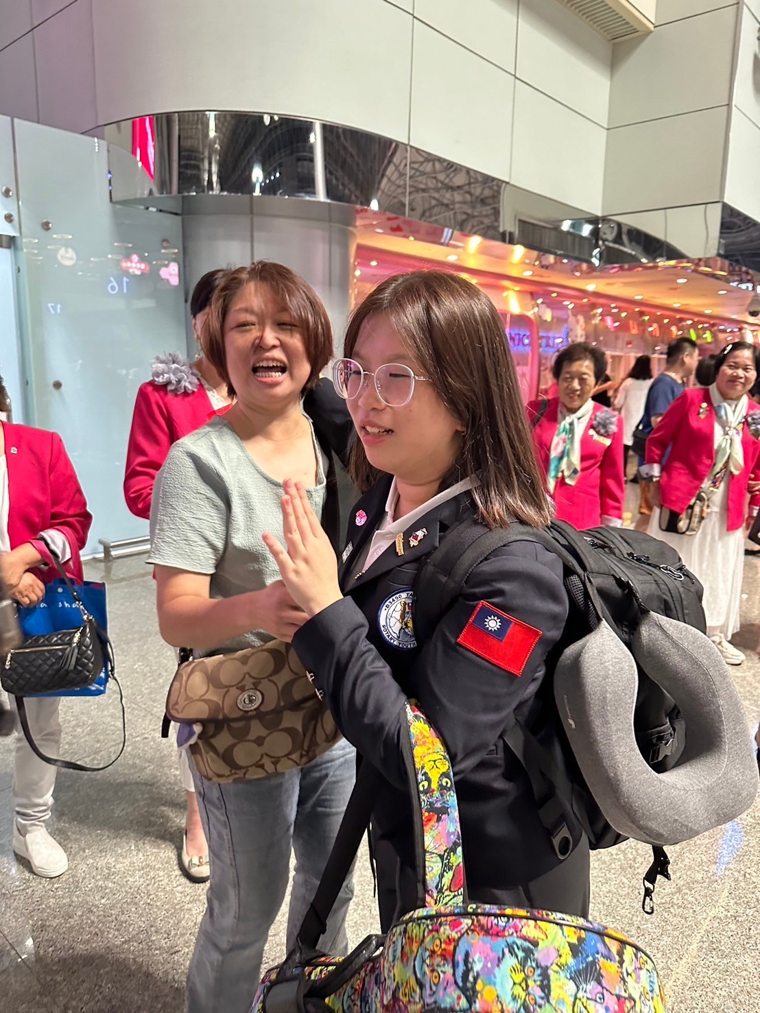 LINE_ALBUM_20240826 歡送Outbond 生 Lexi!_240902_18.jpg